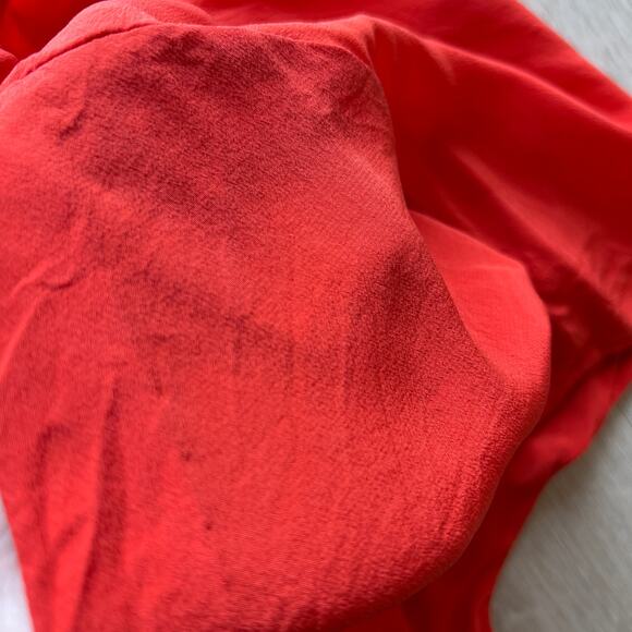 Joie Silk Top Womens Medium Red Flaw - Picture 11 of 11